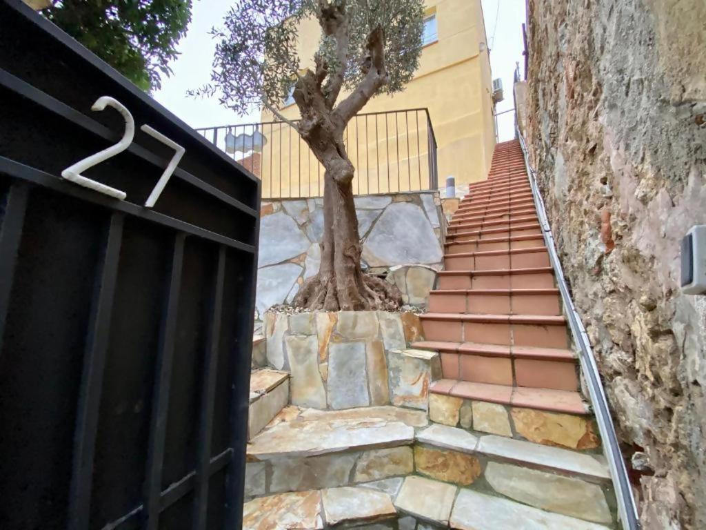 Casa Independientegardenviews2 Bedrooms บาร์เซโลนา ภายนอก รูปภาพ